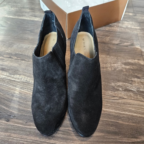 Audrey Brooke black winnie booties wedge fall winter casual - Picture 1 of 8